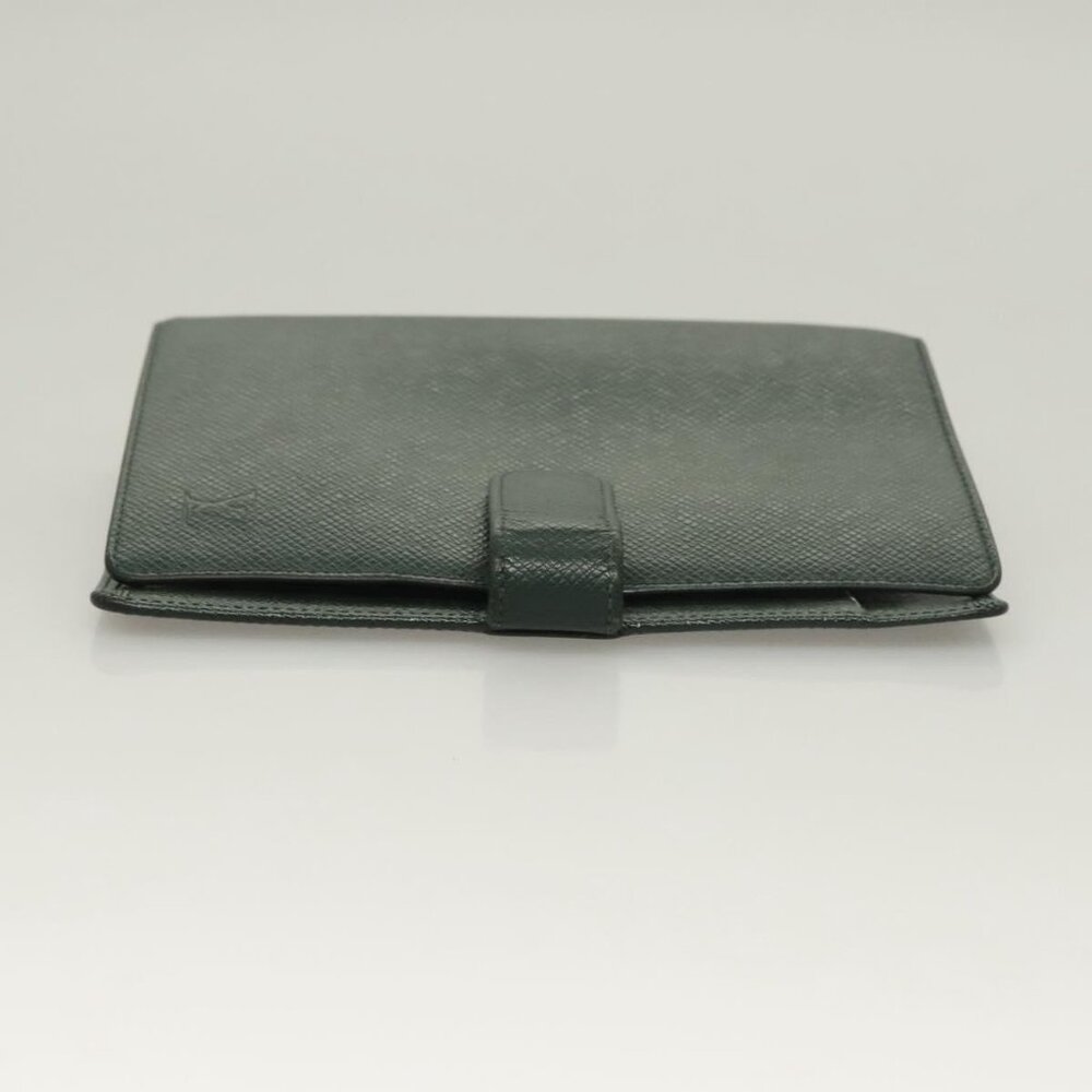 LOUIS VUITTON Taiga Agenda MM Day Planner Cover Epicea - Picture 6 of 16